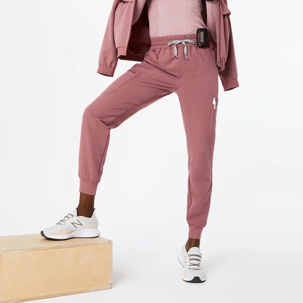 NWT Women’s Figs High Waisted Uman Relaxed Joggers
